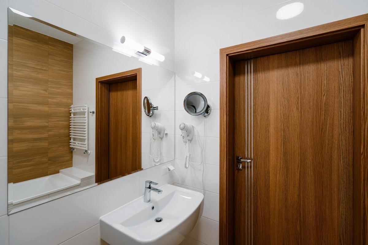 Hotel Polonia Biała Podlaska Eksteriør bilde