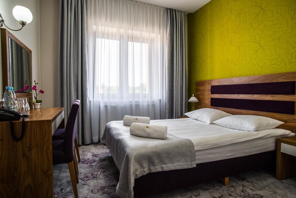 Hotel Polonia Biała Podlaska Eksteriør bilde